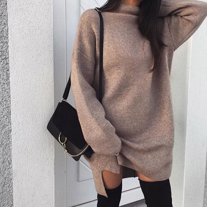 Damen nan Oversize Strickkleid mit Stehkragen, überschnittenen Schultern und seitlichem Oberschenkelschlitz Echo Archiv