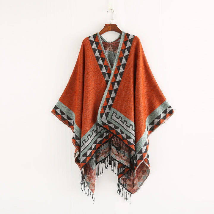 Damen Grobstrick-Poncho im Wickelstil mit Dreieck-Jacquard und Fransensaum – Avérine