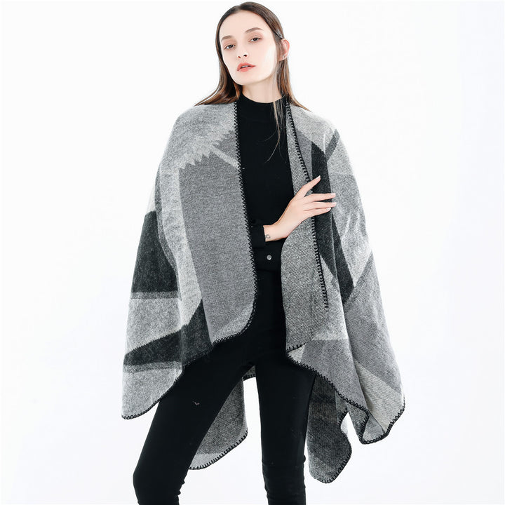Damen Oversize-Geometrischer Jacquard-Poncho aus Wollmix Echo Archiv