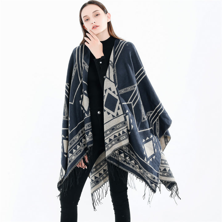 Unisex Ethno-Poncho aus weichem Strick mit Fransen und geometrischem Muster – Taviero