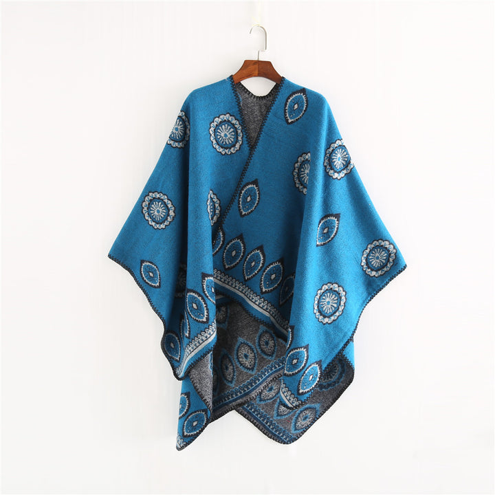 Damen Oversize-Ruana mit gewebtem Medaillon‑Jacquard und offenem Kimono‑Fall Echo Archiv