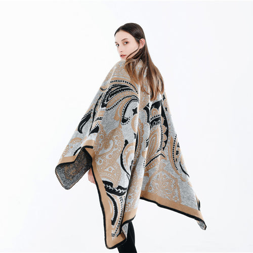 Damen Oversize-Ruana-Überwurf mit Paisley-Jacquard und Zierstichkante – Célinea
