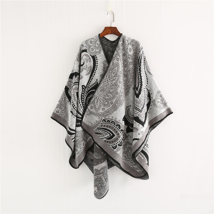 Damen Oversize-Ruana-Überwurf mit Paisley-Jacquard und Zierstichkante – Célinea