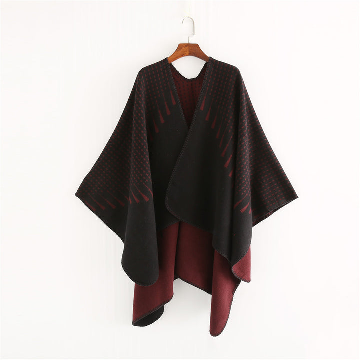Damen Doppelter Wollmix-Umhang mit reversiblem Jacquard und kastiger Ruana-Silhouette – Montévia