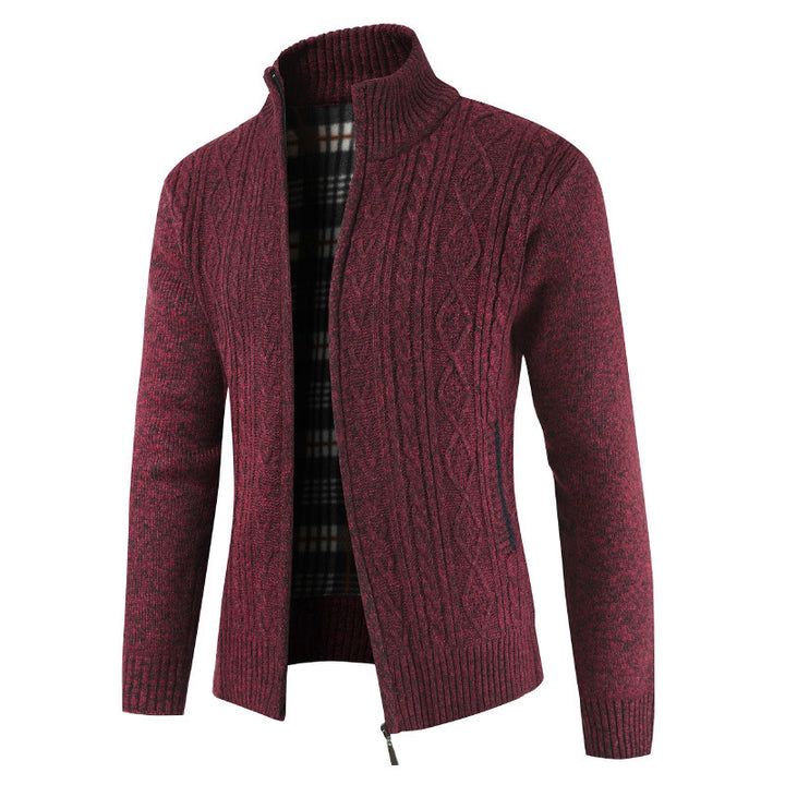 Herren Strickjacke mit Zopfdesign und hohem Kragen Echoarchiv