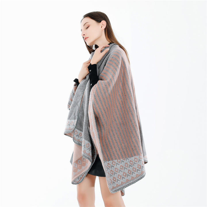 Damen Oversize-Doubleface-Ruana mit gewebter Bordüre und weichem Wollmix Echo Archiv