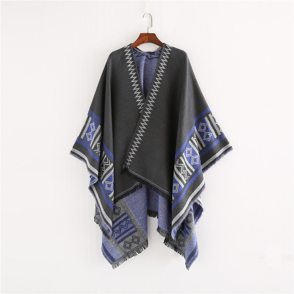 Damen Oversize-Ruana-Poncho im Boho-Ethno-Look aus Wollmix mit V-Ausschnitt und Fransensaum – Célinea