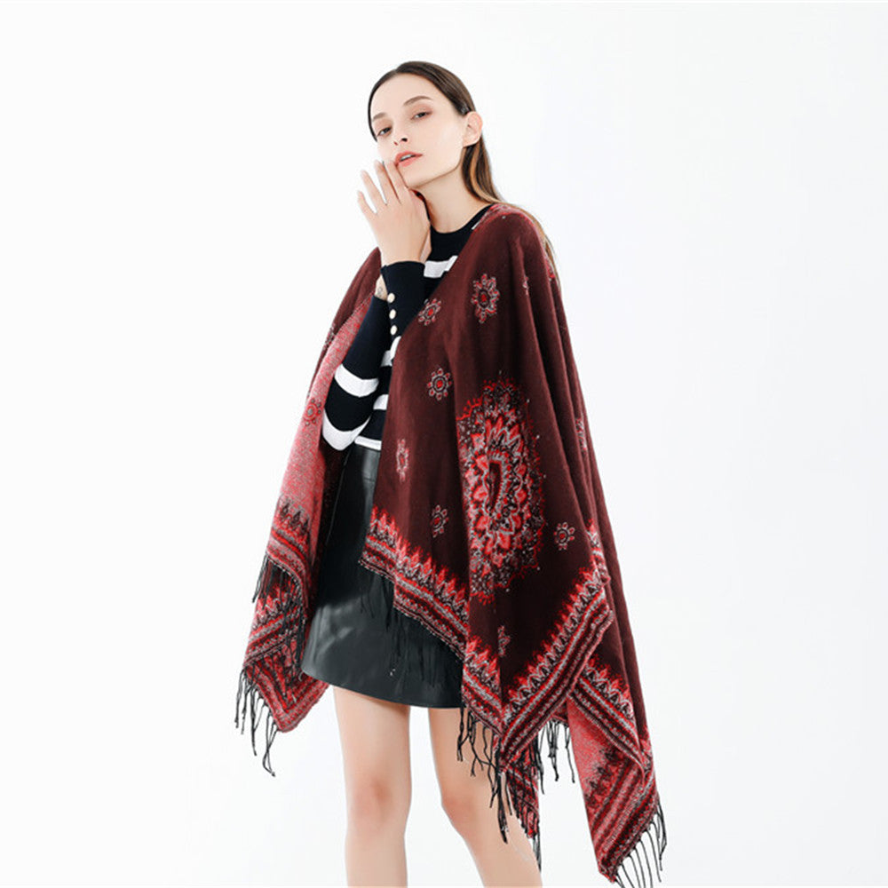 Damen Jacquard-Poncho im Oversize-Kimono-Fall mit Fransen Echo Archiv