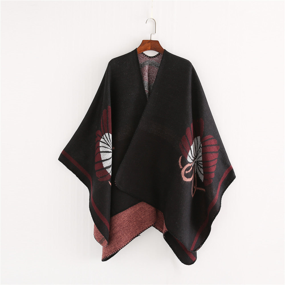 Damen Jacquard-Ruana mit floralem Intarsienmuster und zweifarbiger Wendekante – Avérine