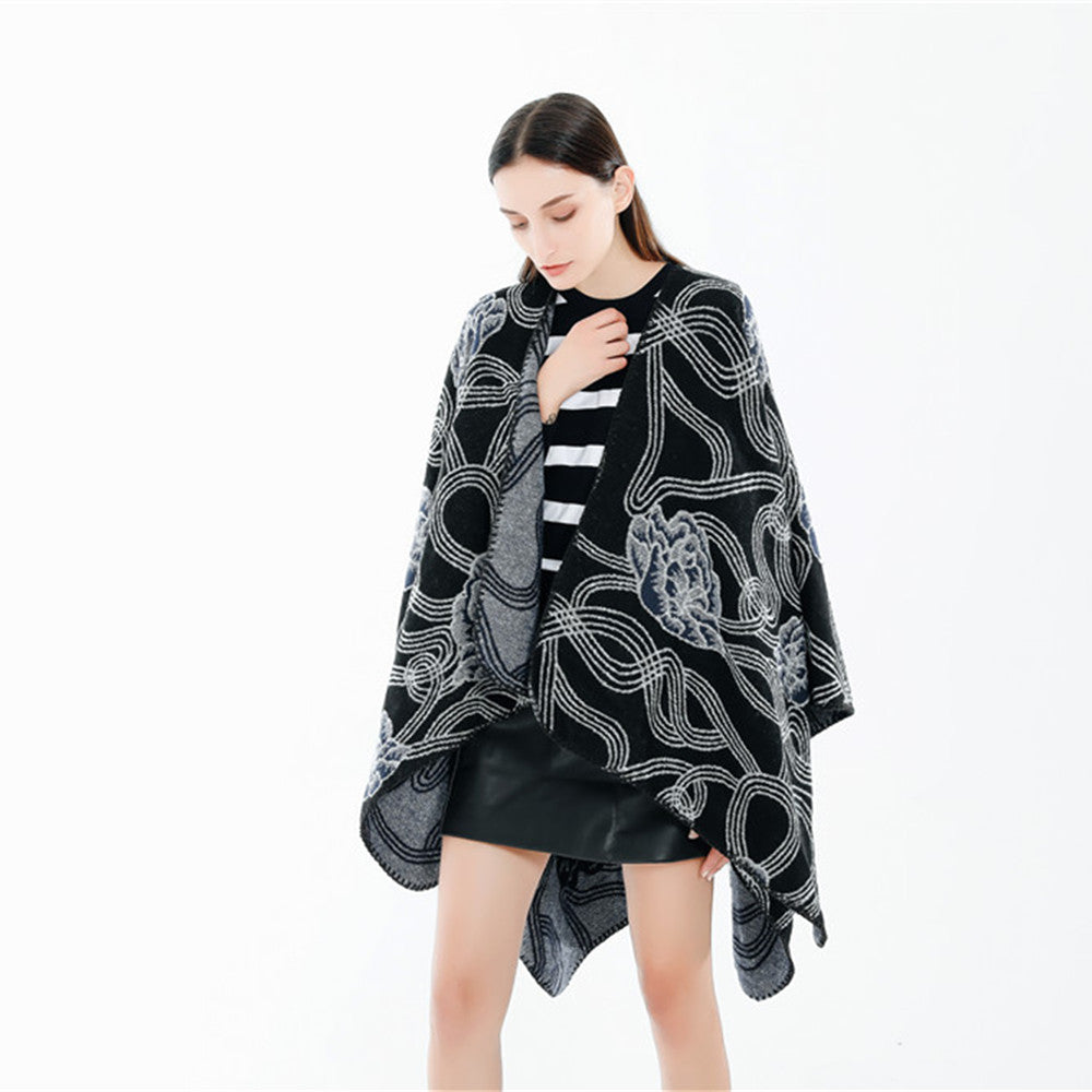 Damen Jacquard‑Ruana mit floralem Relief und kontrastierter Kettelnaht Echo Archiv