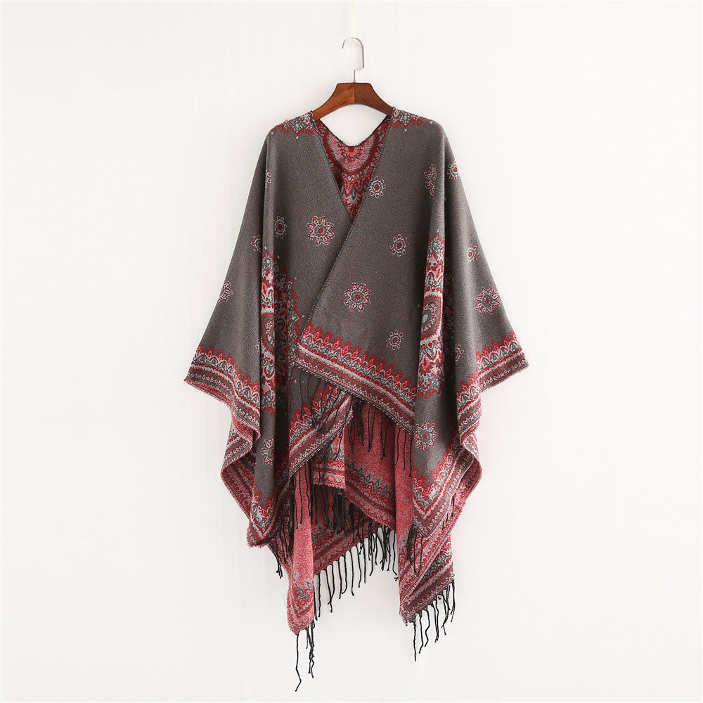 Damen Jacquard-Poncho im Oversize-Kimono-Fall mit Fransen Echo Archiv