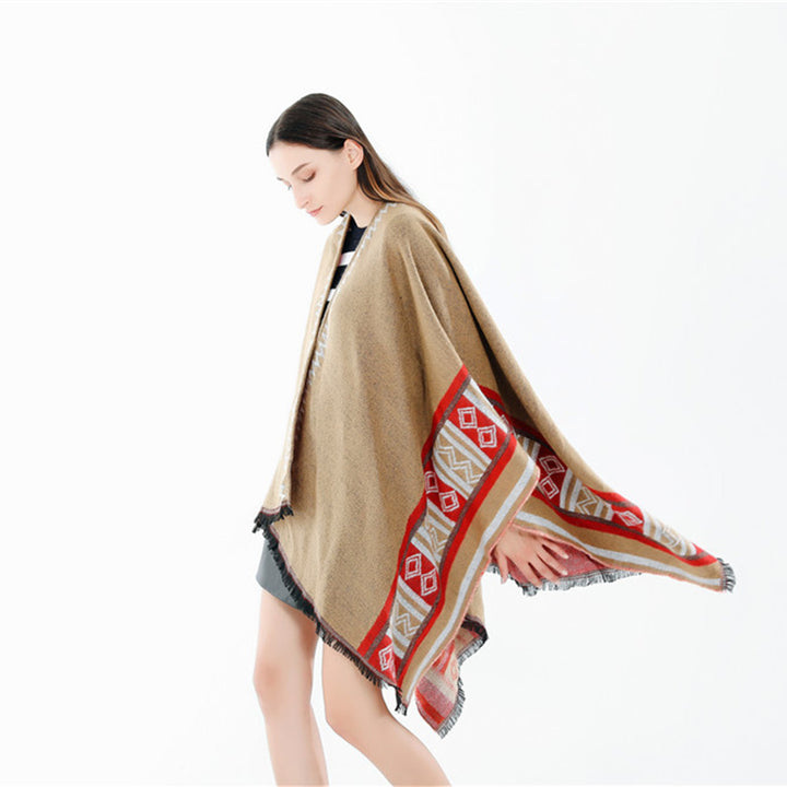 Damen Oversize-Ruana-Poncho im Boho-Ethno-Look aus Wollmix mit V-Ausschnitt und Fransensaum – Célinea