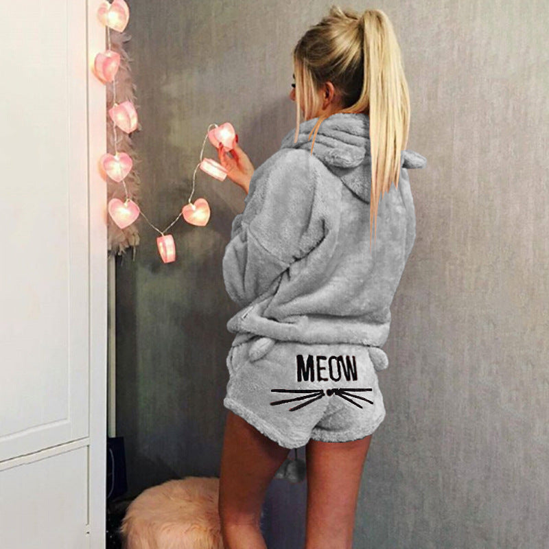 Damen nan kuscheliges zweiteiliges Lounge-Set mit Kapuzenpullover und Shorts mit MEOW-Stickerei Echo Archiv