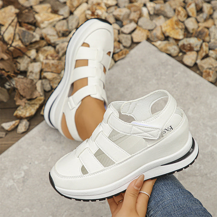 Echoarchiv | Orthopädische Klettsandalen
