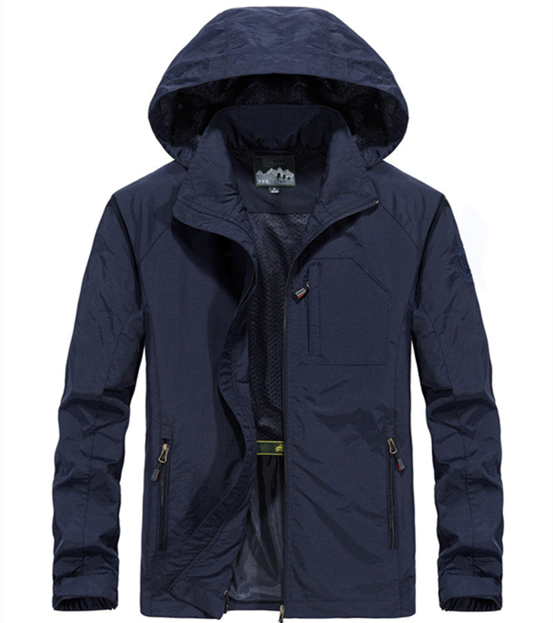 Herren Leichte Allwetter-Fieldjacke mit Kapuze, Mesh‑Innenfutter und Reißverschlusstaschen Echoarchiv