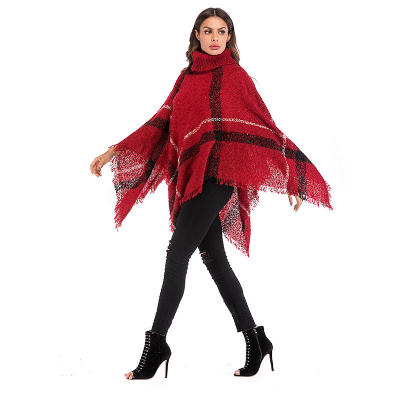 Damen Grobgestricktes Poncho mit Rollkragen, Fransen & Karomuster Echoarchiv