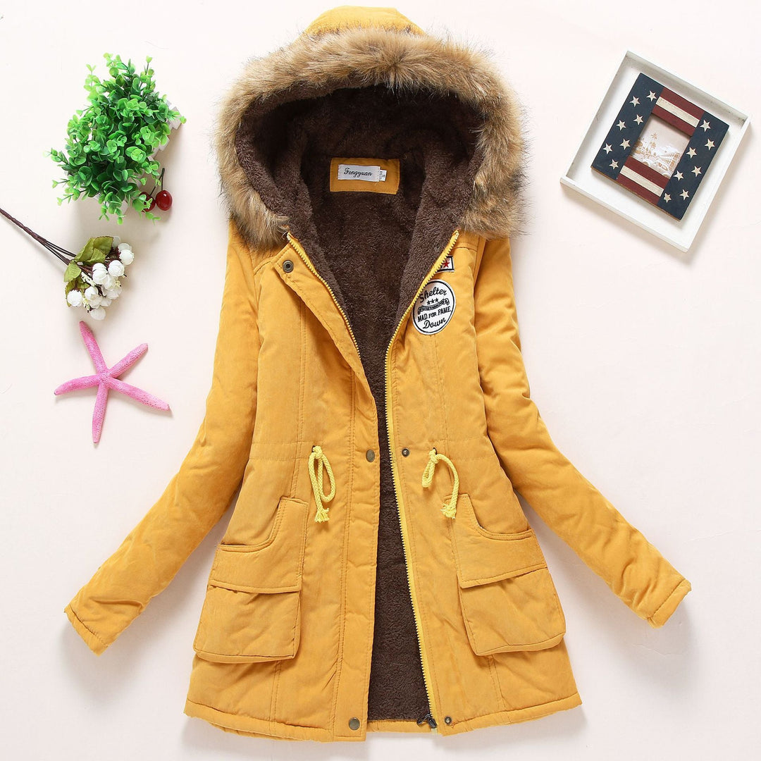 Damen Gesteppte Winterjacke mit Abnehmbarem Kunstfellkragen und Praktischen Aufgesetzten Taschen Echoarchiv