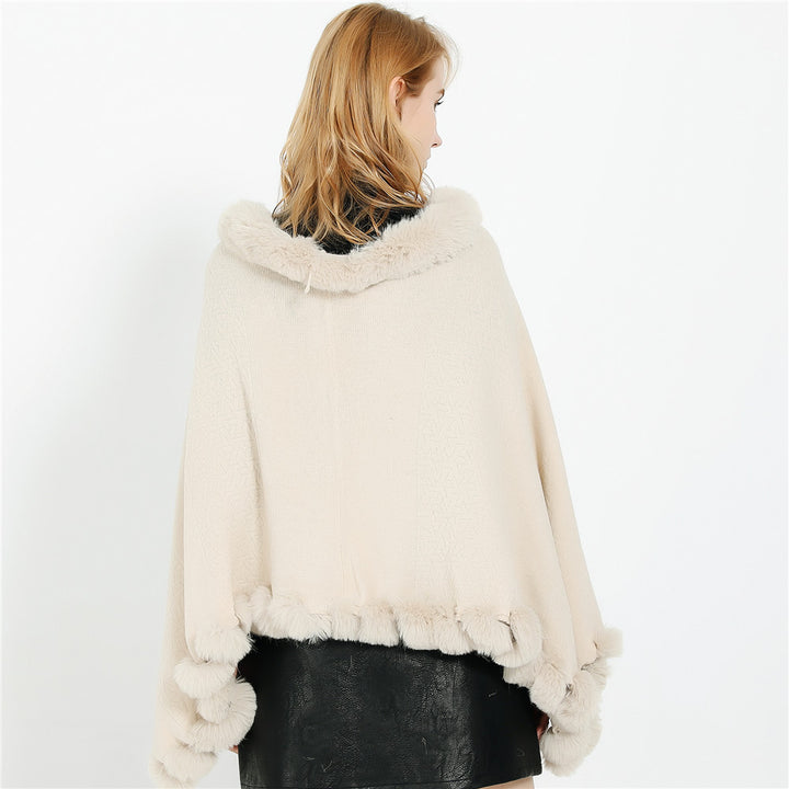 Damen Eleganter Capeponcho aus Wollmix mit Kunstfellbesatz und Pompon-Details – Montévia