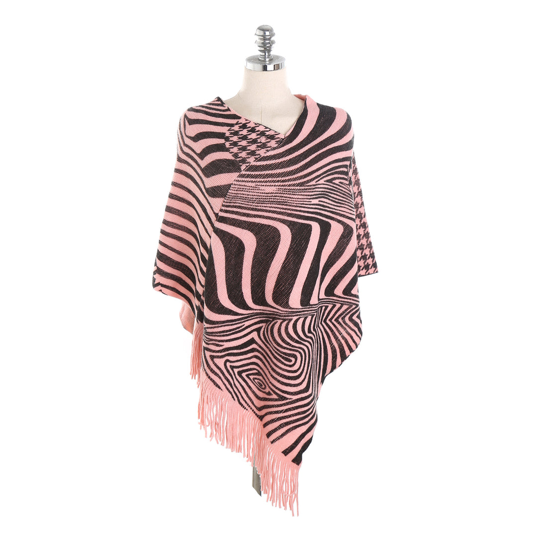 Damen Fransen-Poncho im Oversize mit grafischem Jacquard und asymmetrischem Zipfelsaum Echo Archiv