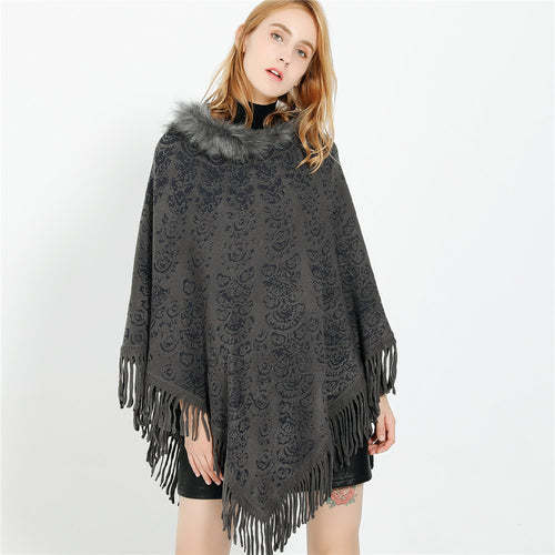 Damen Poncho‑Ruana mit Kunstfellkragen, Strukturjacquard und Fransensaum – Célinea