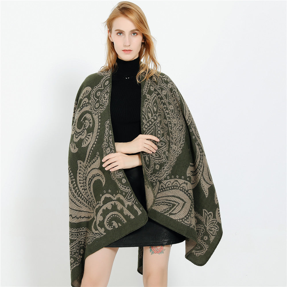 Damen Oversize-Ruana im Paisley-Jacquard mit offener Kimono-Silhouette Echo Archiv
