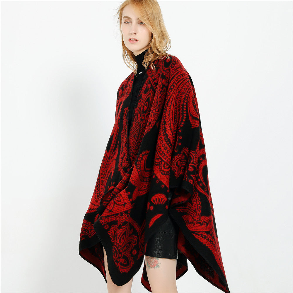 Damen Oversize-Ruana im Paisley-Jacquard mit offener Kimono-Silhouette Echo Archiv