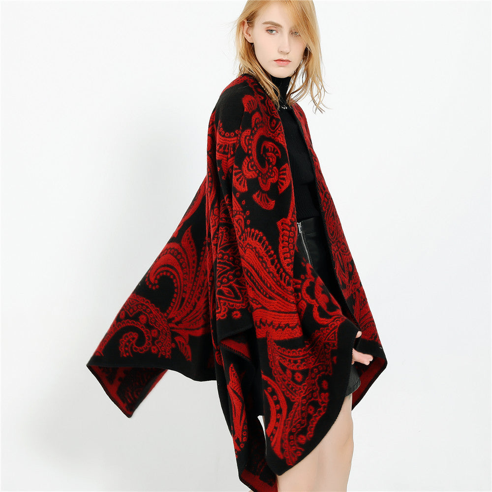 Damen Oversize-Ruana im Paisley-Jacquard mit offener Kimono-Silhouette Echo Archiv