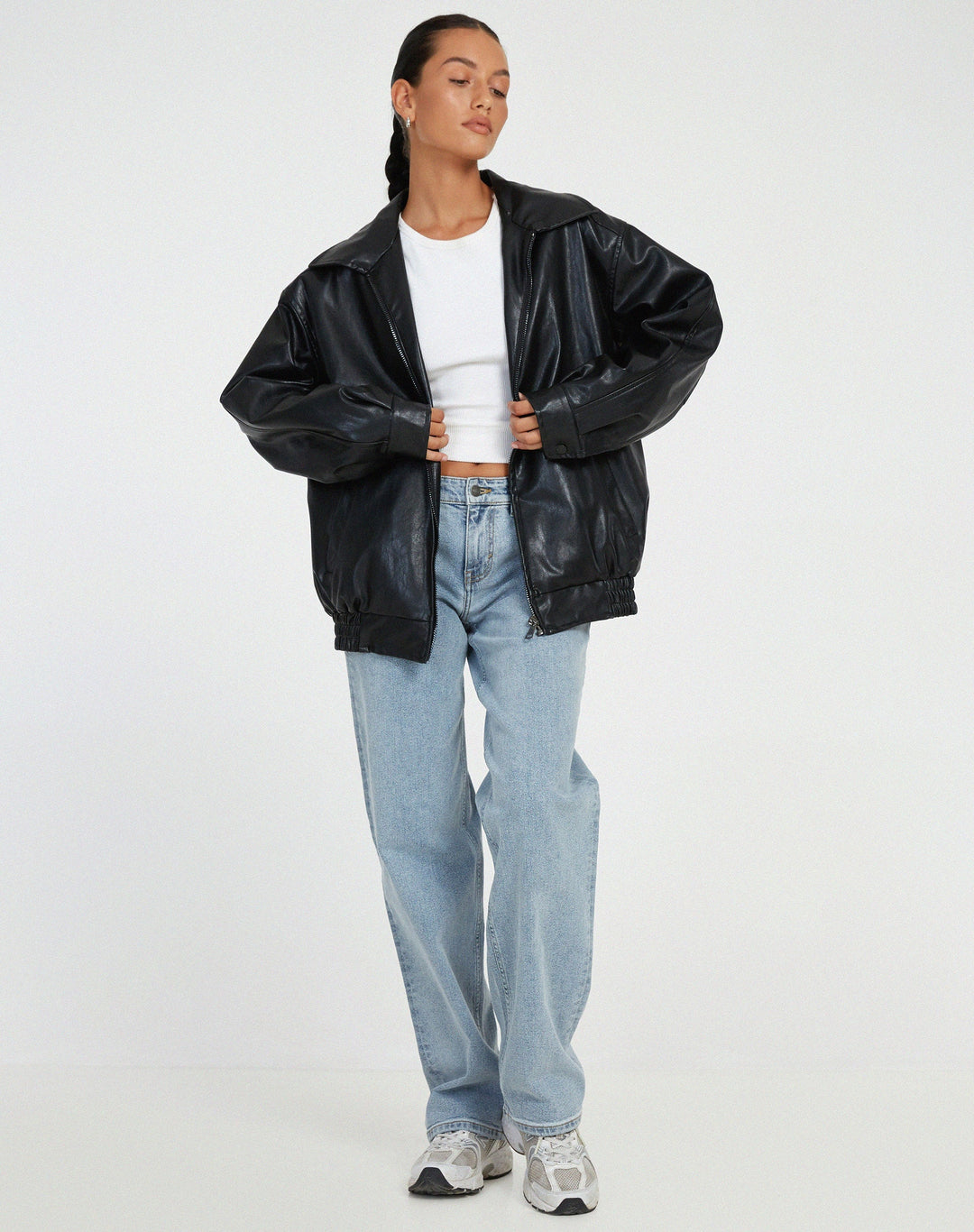 Echoarchiv | Damen-Lederjacke im weiten Schnitt