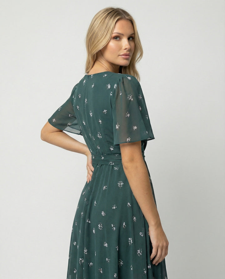 Echoarchiv | Midi Kleid mit Stilvollem