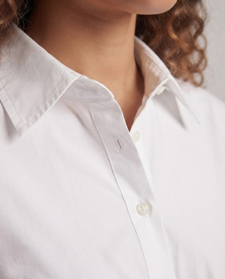 Damen Oversize-Baumwollbluse mit gedrehtem Vorderteil und Kentkragen Echo Archiv