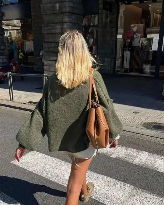 Echoarchiv - Flauschiger Oversize Strickpullover