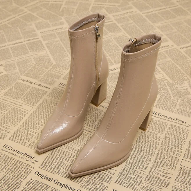 Echoarchiv | Damen-Stiefeletten mit hohem Absatz
