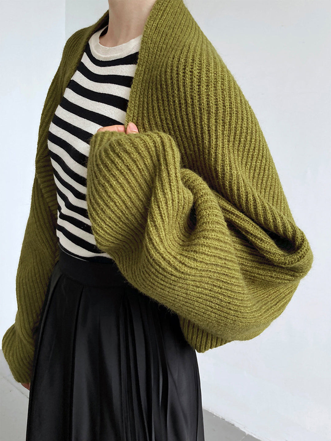 Strick Bolero mit Langen Ärmeln Weich und Modern Perfekt für Layering – Veloura