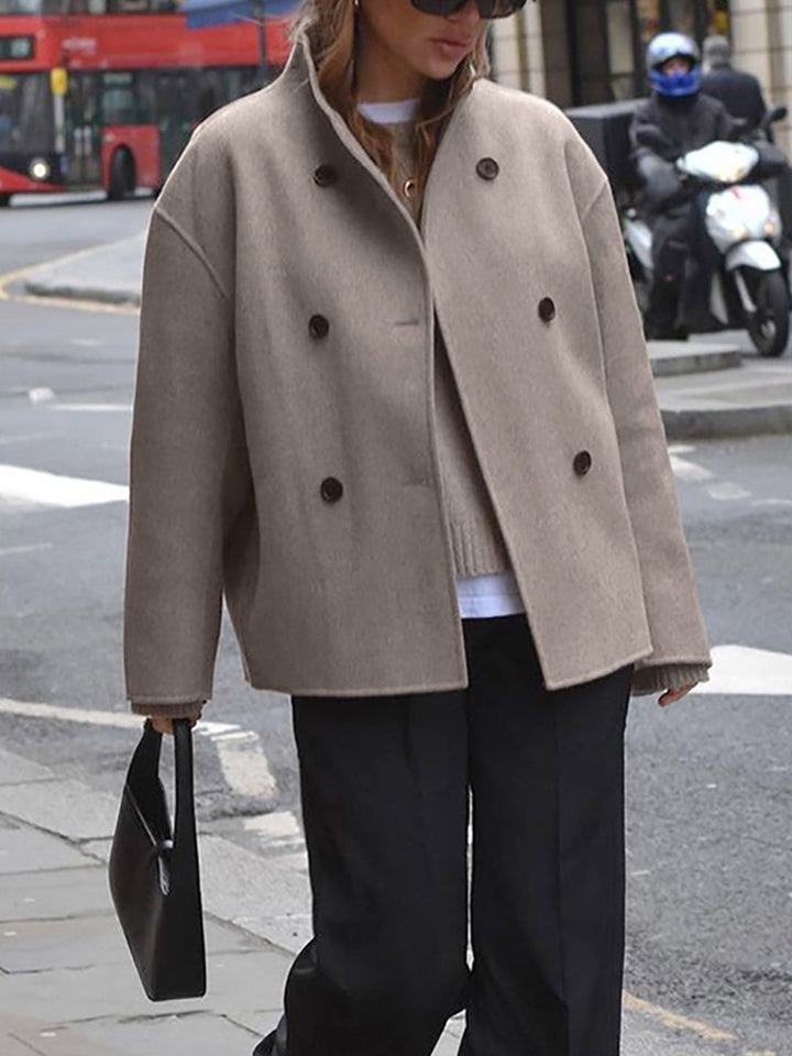 Echoarchiv | Stilvolle und Bequeme Oversized Damenjacke mit Knopfverschluss