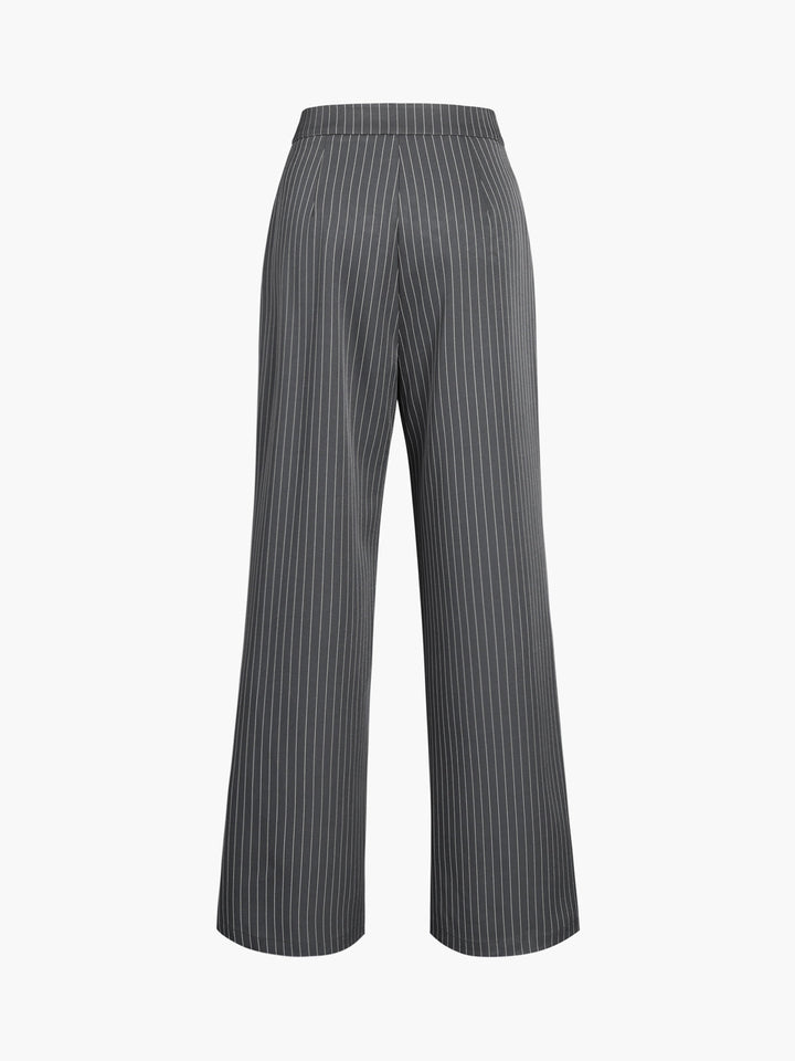 Echoarchiv | Elegante Nadelstreifen-Faltenhose mit Weitem Bein