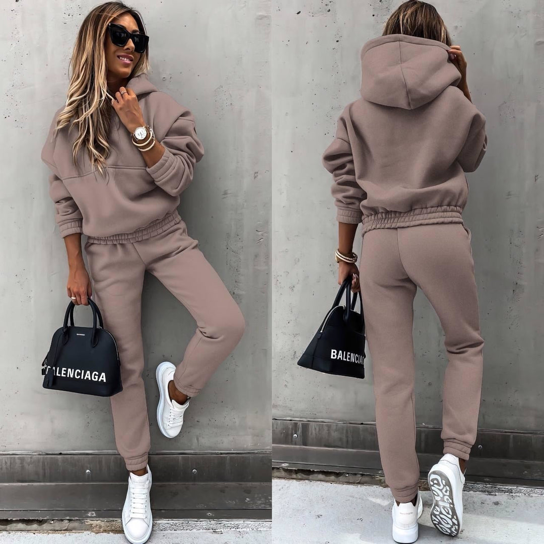 Echoarchiv | Klassisches Lounge Tracksuit Satz Stilvoll und Bequem
