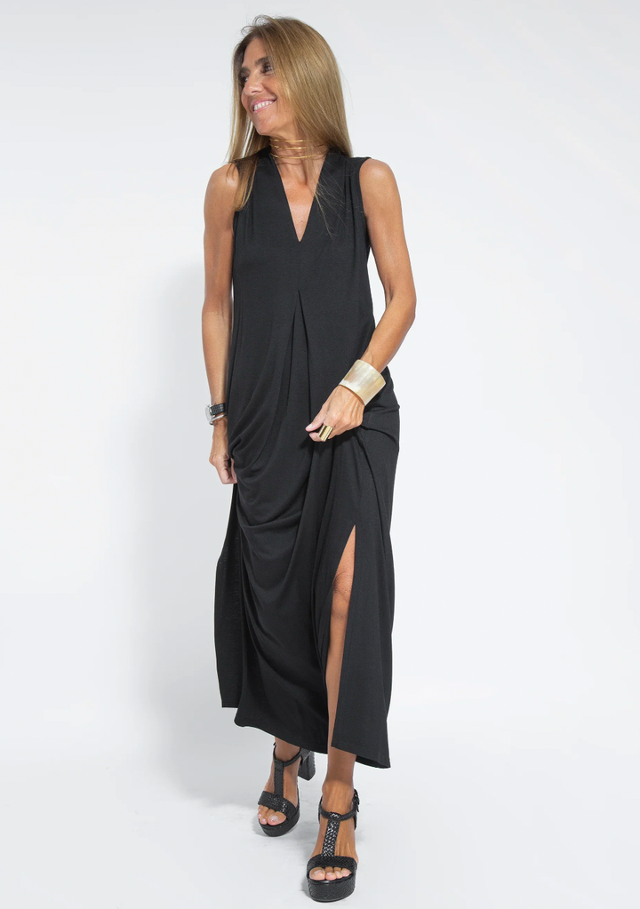 Elegantes Kleid-Weste-Set mit Schlankmachendem Schnitt für festliche Anlässe | Echoarchiv