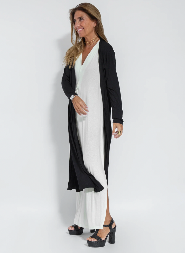 Set aus Langem Schlankmachendem Kleid und Weste in Schwarz und Weiß