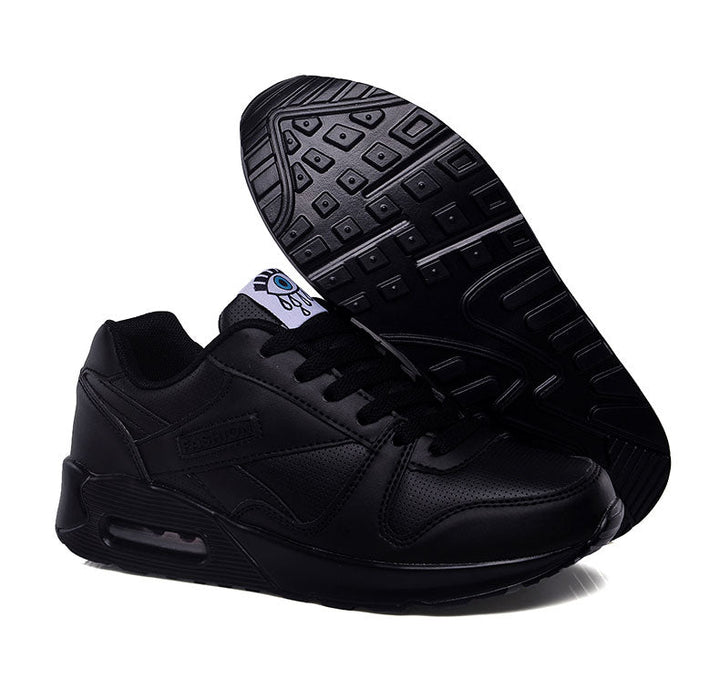 Orthopädische schuhe mit schwarzer Augenmusterung