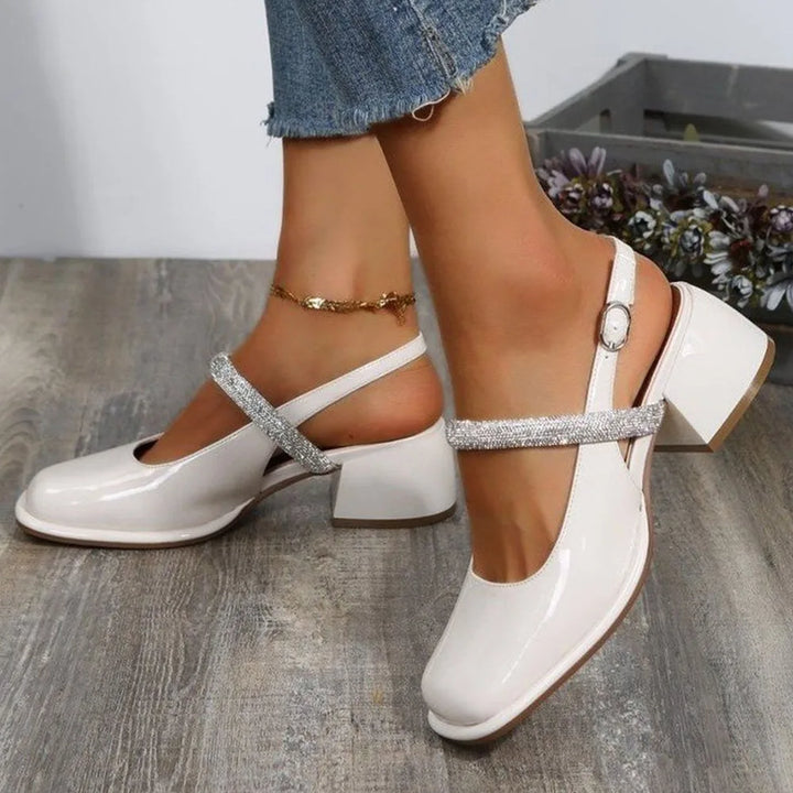 Glitzernde WeißlackPumps Echoarchiv