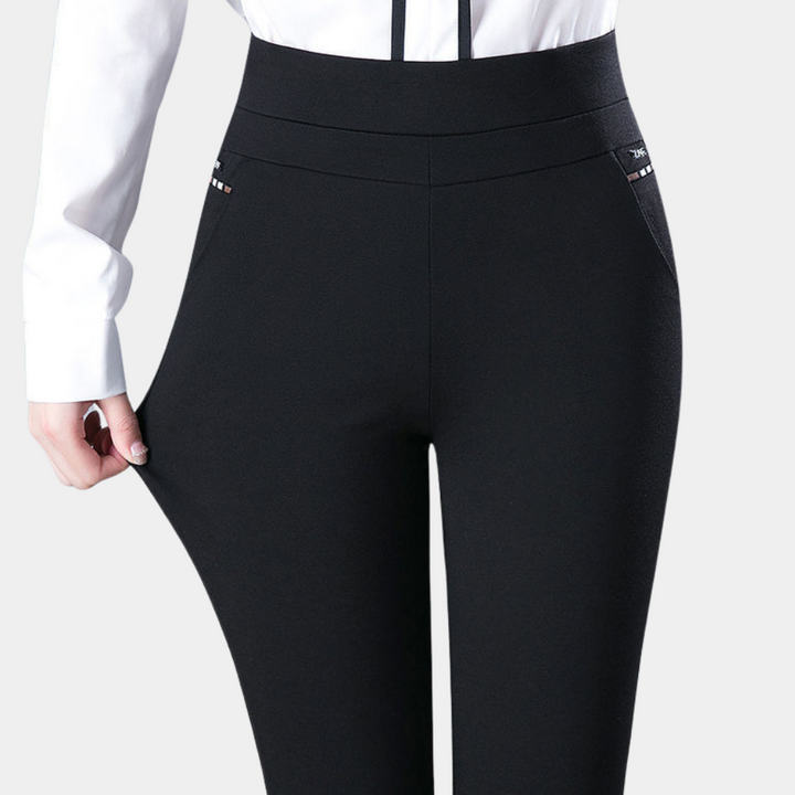 Echoarchiv | Bequeme Damenhose Mit Stilvollem Stretch