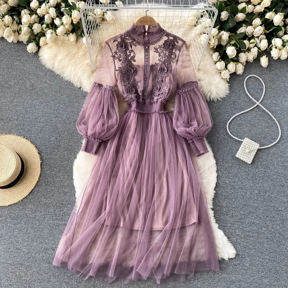 Echoarchiv | Florales Blumenkleid