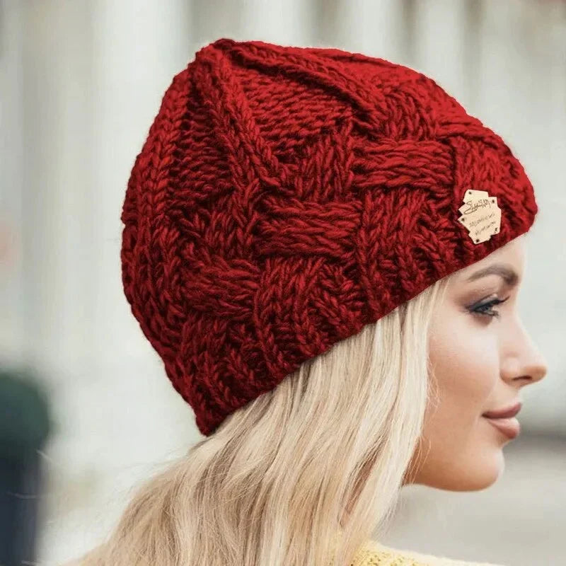 Damen Weiche Strickmütze mit Zopfmuster | Echoarchiv