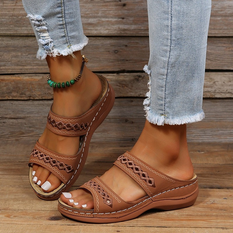 Echoarchiv | Orthopädische Sandalen