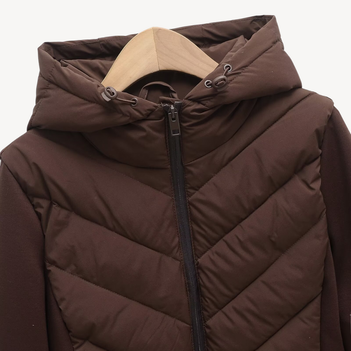 Damen Textil Jacke mit Chevron-Steppung & Kapuze | Echoarchiv