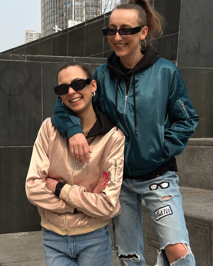 Echoarchiv | Klassische Bomberjacke mit Taschen für Frauen
