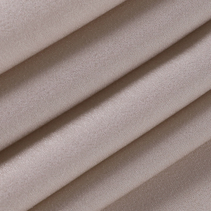 Klassisches Und Modernes Kleid