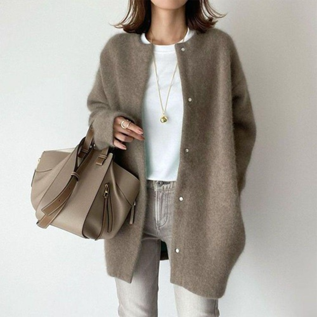 Echoarchiv | Raffinierte Strickjacke mit Stil