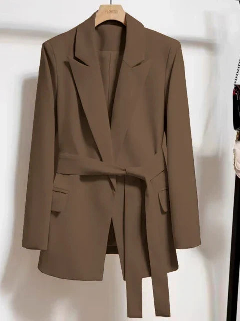 Blazer mit Taillengürtel und Taschen - Emilia – Valéne