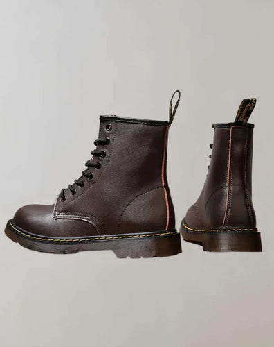 Bequeme Schlittschuhstiefel mit hohem Schaft Echoarchiv